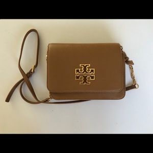Tory Burch crossbody NWOT